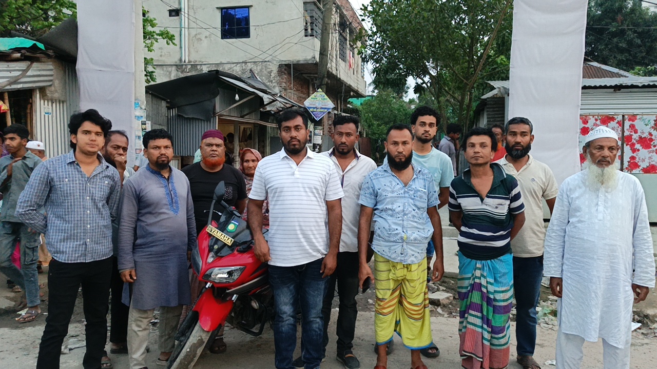 পাঁচদোনা ব্যবসায়ীর ওপর সশস্ত্র হামলা, নগদ অর্থ ও মালামাল লুটের অভিযোগ