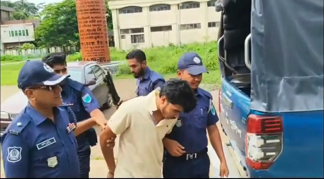 সুনামগঞ্জের তাহিরপুরের বাদাঘাটে ধর্ম অবমাননার অভিযোগে দীপ্ত রায় গ্রেফতার ও কারাগারে প্রেরণ