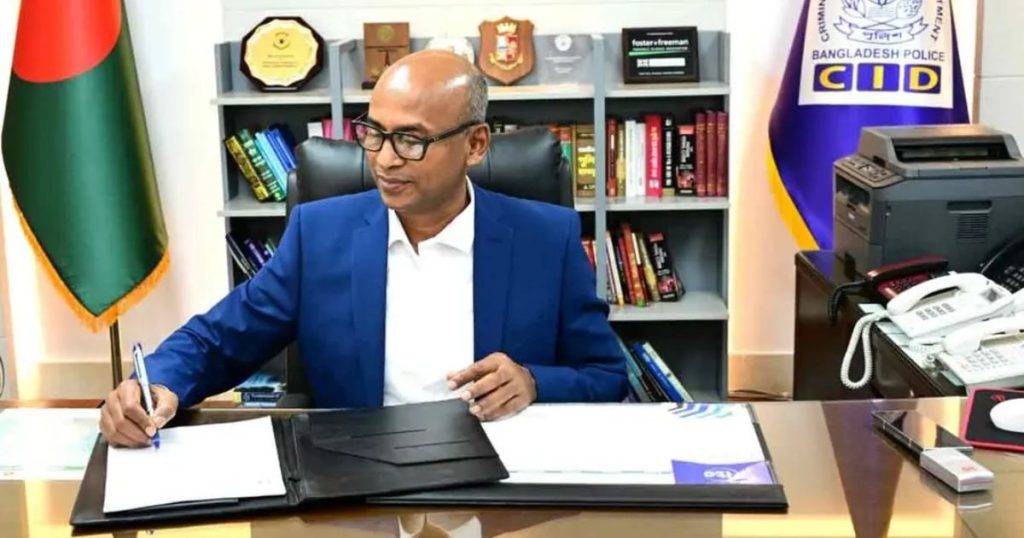 সিআইডির নতুন প্রধান হিসেবে দায়িত্ব নিলেন ব্যারিস্টার মোহাম্মদ মোশাররফ হোছাইন