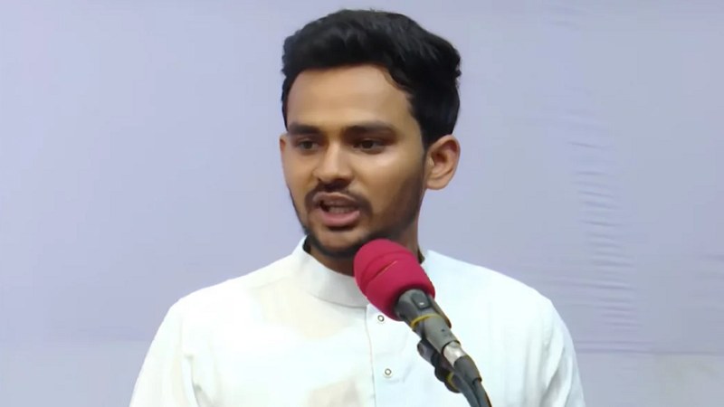 এনসিপি নেতাদের বালুর ট্রাক দিয়ে আটকে ফেলা যাবে না: আসিফ মাহমুদ