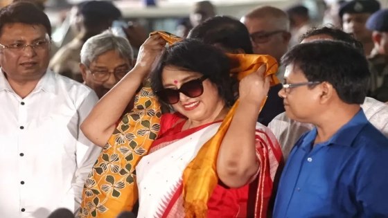 ১৯ বছর পর কলকাতায় ফিরলেন তসলিমা নাসরিন