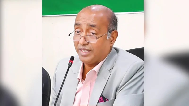 সন্তানকে সম্পত্তি দিলেও ভোগদখল থাকবে বাবা-মায়ের, আসছে আইন সংশোধন