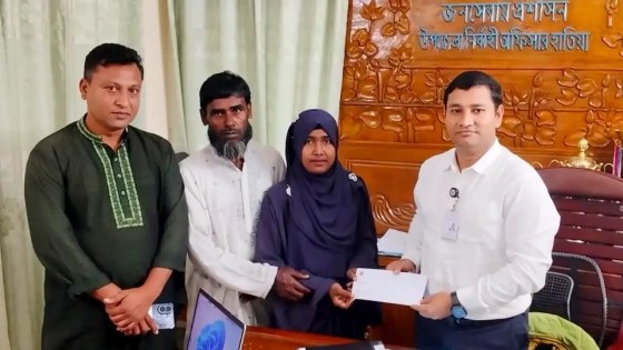 বাবা-মা হারানো তাসফিয়াকে আগলে রাখেন চাচা, এসএসসিতে পেল জিপিএ-৫