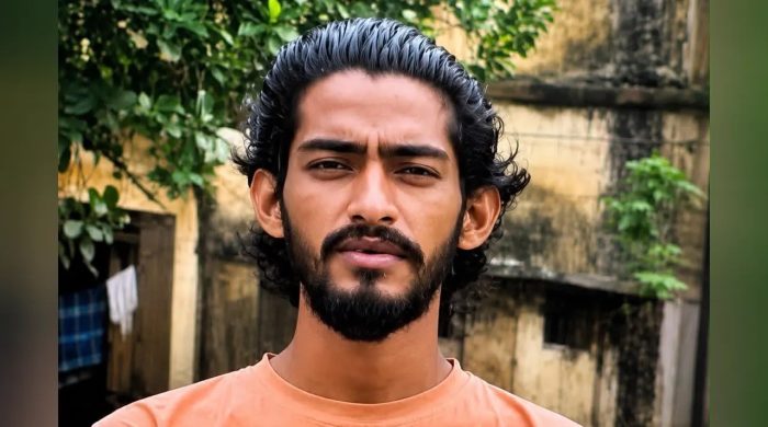 ছাত্রদল নেতার বিরুদ্ধে ছিনতাইয়ের অভিযোগে মামলা