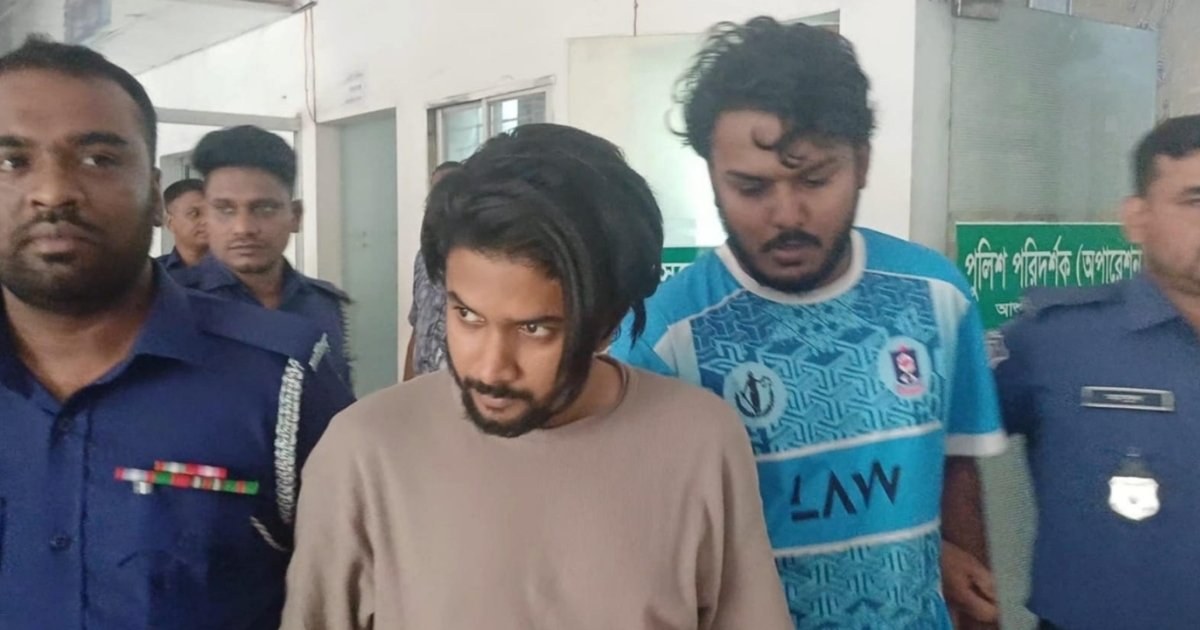 আশুলিয়ায় স্কুলছাত্রী অপহরণের ঘটনায় এনসিপি নেতাসহ ২ জন গ্রেপ্তার
