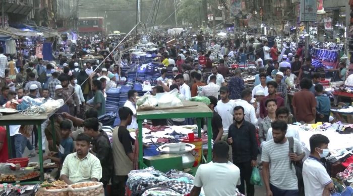 গুলিস্তানে চাঁদাবাজির অভিযোগ: ব্যবসায়ীদের নিরাপত্তা ও জীবিকা হুমকির মুখে