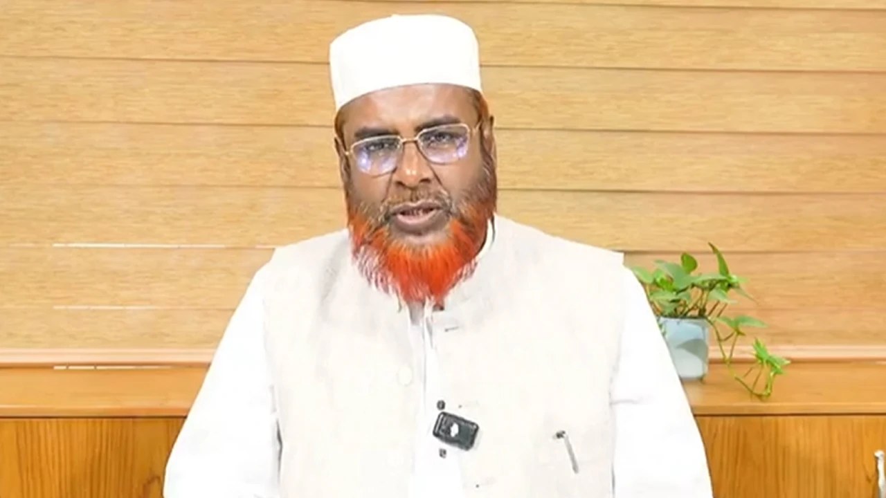 গোলাম পরওয়ারের বক্তব্য: ‘লন্ডন আর শিলংয়ে যাইনি, এই মাটিতেই ছিলাম’