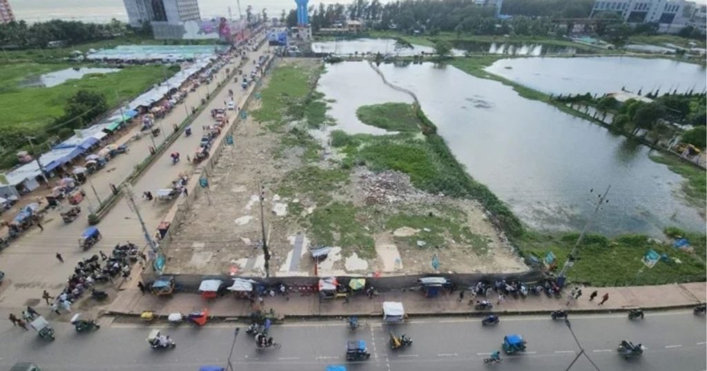 কক্সবাজারে দখল হওয়া ১০ একর জমি উদ্ধার করেছে প্রশাসন
