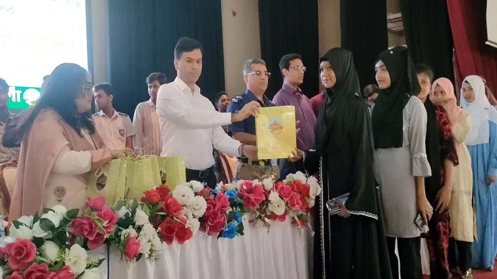 এসএসসি পরীক্ষায় অপ্রত্যাশিত ফলাফলের পর শিক্ষার্থীদের অনুপ্রেরণার সমাবেশ