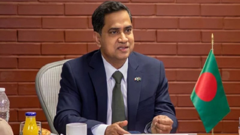 রাষ্ট্রদূত মুশফিকের প্রেস উইং নিয়ে মন্তব্য, প্রচারণায় বিব্রত