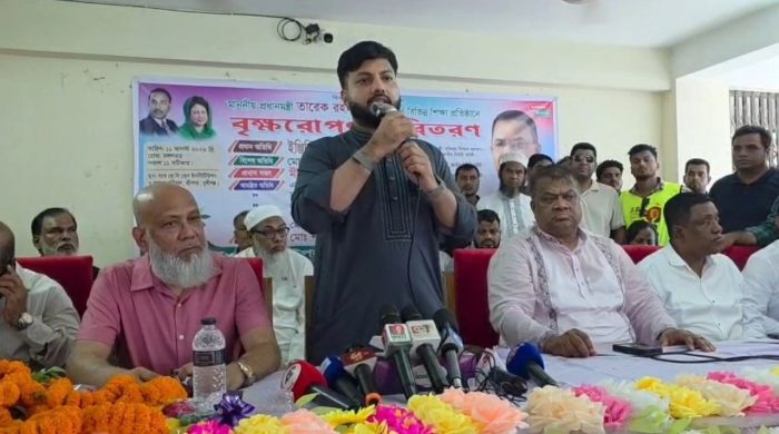 শেখ হাসিনার জ্বালানি নীতির কারণে বিদ্যুৎ ভোগান্তি: ইশরাক হোসেন