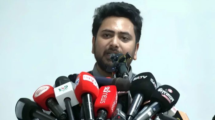 সবার ঐক্যবদ্ধ থাকার আহ্বান জানালেন নাহিদ ইসলাম
