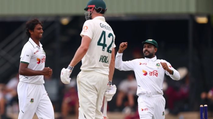 হাসানের ৯ উইকেট, অস্ট্রেলিয়ার বিপক্ষে বাংলাদেশকে বড় সাফল্য