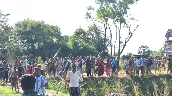 হালচাষের পাওনা টাকা চাওয়াকে কেন্দ্র করে সংঘর্ষ, আহত অন্তত ২৫