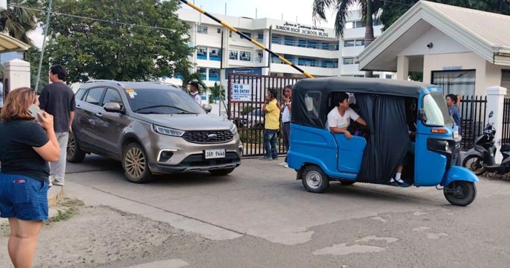 ফিলিপাইনে স্কুলে বন্দুক হামলায় নিহত ২