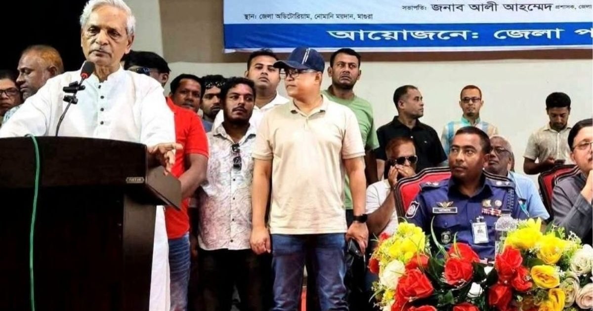 সরকারি কাজে বাধা দিলে দলের কাউকেও ছাড় দেওয়া হবে না: সংস্কৃতিমন্ত্রী