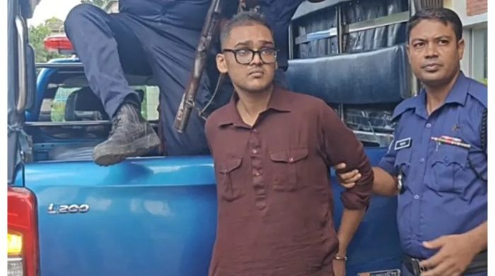 নাটোরে মন্ত্রী ও হুইপের সভা থেকে পিস্তলসহ যুবক আটক
