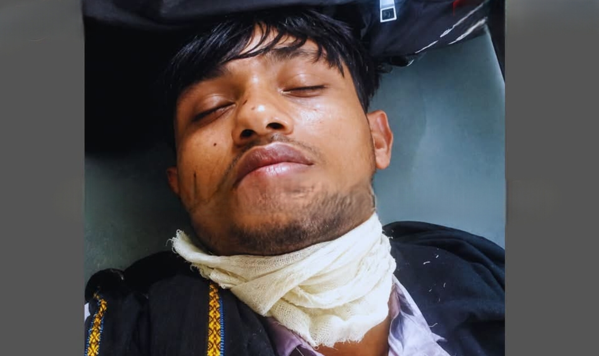 নীলফামারীর সৈয়দপুরে রেললাইনের পাশে গলা ও দুই হাতের কবজি কাটা অবস্থায় যুবক উদ্ধার। 