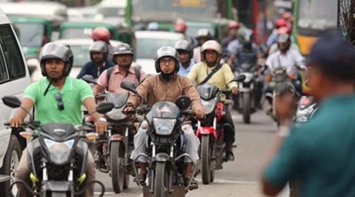 মোটরসাইকেলের সামনেও নম্বর প্লেট বসানোর খবর সঠিক নয়: বিআরটিএ