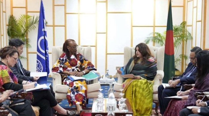 নিয়মিত অভিবাসনের সুযোগ বাড়াতে আইওএমের সহযোগিতা চায় বাংলাদেশ