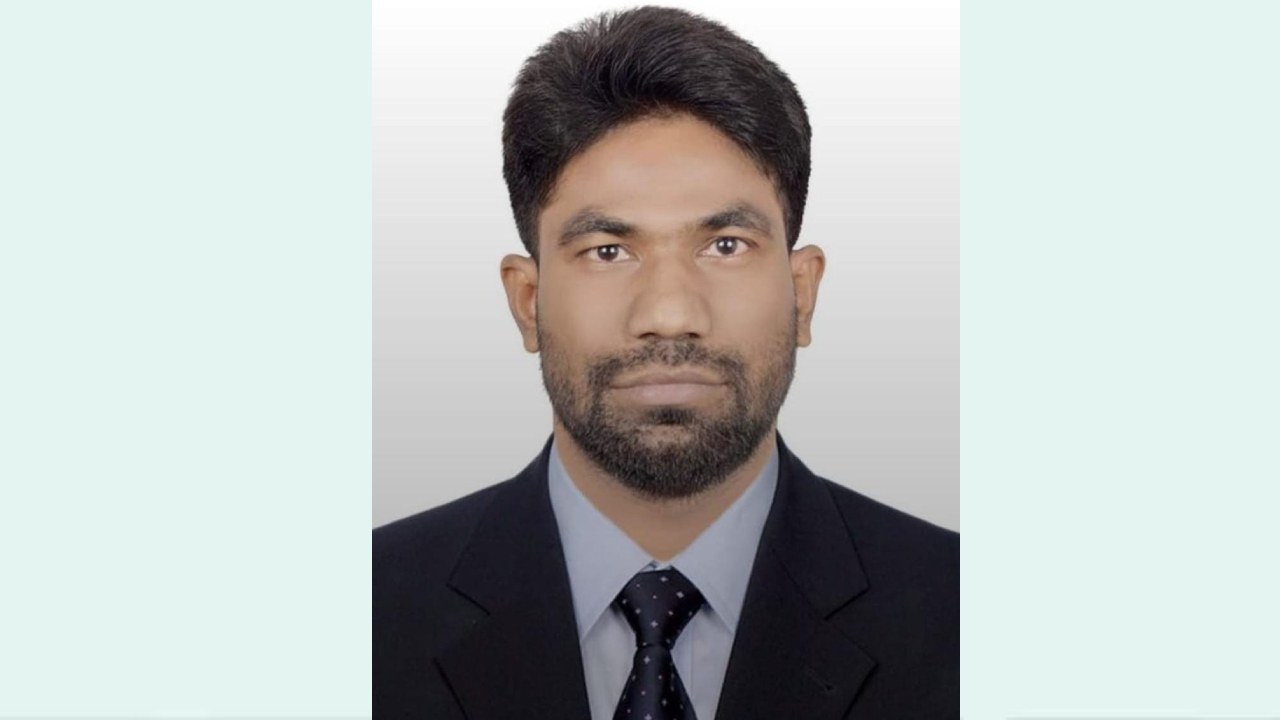 সিরাজগঞ্জ সরকারি কলেজের ল্যাব অ্যাসিস্ট্যান্টকে বদলি, ছাত্রীদের অভিযোগ
