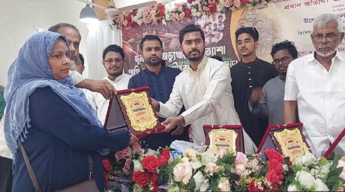 প্রবাসী কার্ড চালুর ঘোষণা, এটিএম কার্ডের মতো ব্যবহার হবে: প্রতিমন্ত্রী নুর
