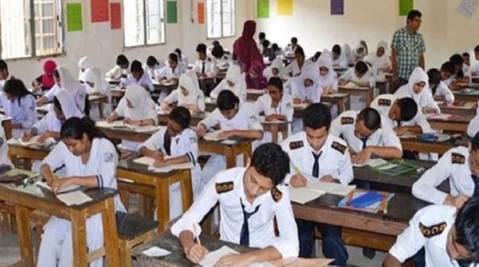 এইচএসসি ও সমমানের বিশেষ পরীক্ষায় ২ হাজার ৪৭৭ পরীক্ষার্থী অনুপস্থিত