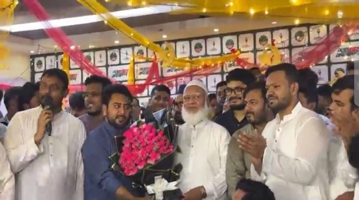 জামায়াতের আমিরের এনসিপি কার্যালয়ে সফর, ঐক্যবদ্ধ থাকার অঙ্গীকার