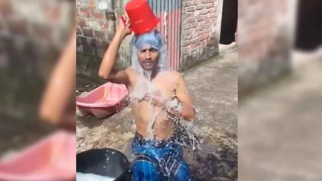 প্রেমিকের বাড়িতে অনশনে স্ত্রী, স্বামী দুধ দিয়ে গোসল করে সম্পর্ক শেষের ঘোষণা দিলেন