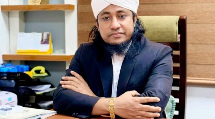 ঈদে মিলাদুন্নবীর জুলুসে বাঁধা; কওমি আলেমদের সাথে আলোচনায় আগ্রহ প্রকাশ করেছেন তাহেরী