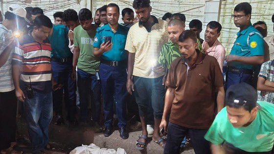 সিলেটে ময়লার স্তূপ থেকে উদ্ধার হলো খণ্ডিত পায়ের পাতা