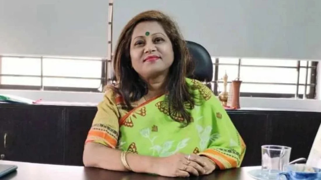 ঢাকা বিশ্ববিদ্যালয়ের অধ্যাপক জিনাত হুদা সাময়িক বরখাস্ত