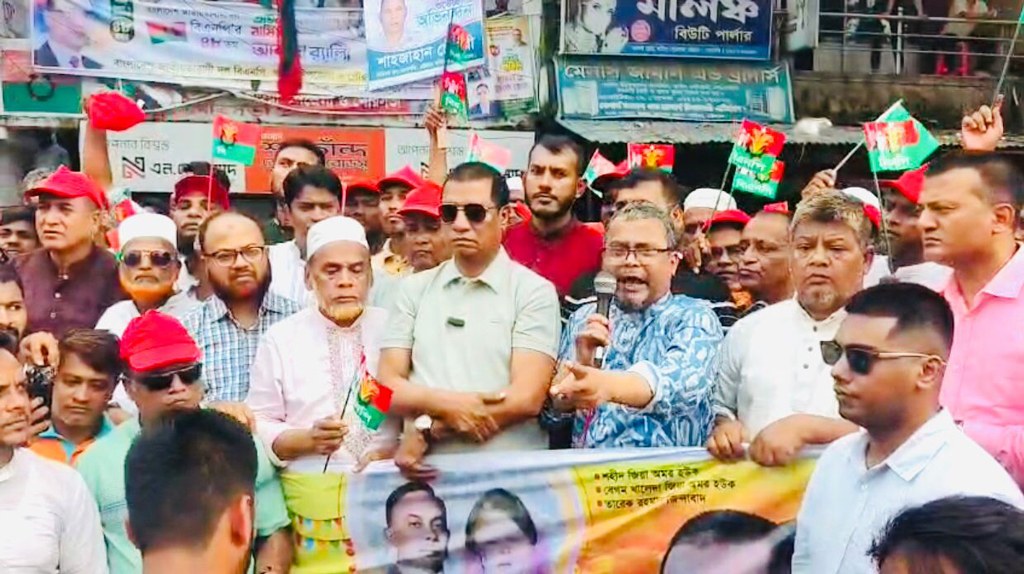 চট্টগ্রাম দক্ষিণ জেলা বিএনপির কমিটিকে ‘অথর্ব’ বললেন খোরশেদ আলম