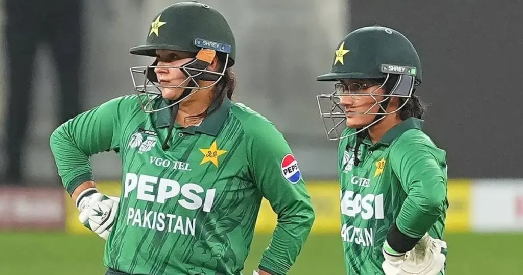 পাকিস্তানের সর্বনিম্ন সংগ্রহে ভারতকে হারিয়ে রেকর্ড গড়ল ভারত