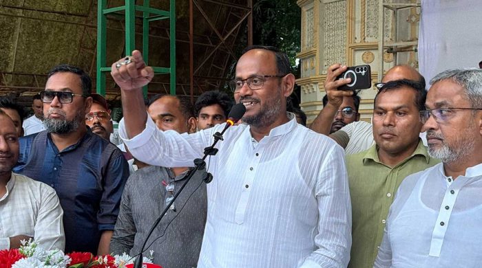 জনগণকে সঙ্গে নিয়ে ষড়যন্ত্রকারীদের প্রতিরোধের ঘোষণা প্রতিমন্ত্রী টুকুর