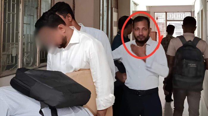 চবি নিয়োগ পরীক্ষায় স্বাক্ষর না মেলায় এক পরীক্ষার্থী বরখাস্ত