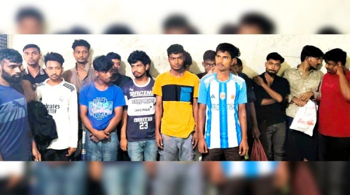 কুমিল্লায় মাদকবিরোধী অভিযানে গ্রেপ্তার ৩, ছিনতাইয়ের অভিযোগে ২ জন আটক
