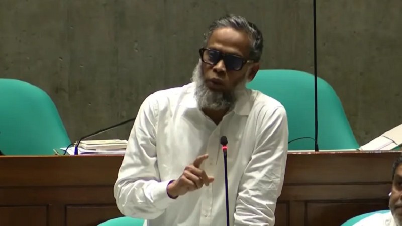 এমপি কামরুজ্জামান রতন: মীরকাদিমে ‘ইমাম মাহাদি’ দাবি করা ব্যক্তির বিরুদ্ধে অভিযোগ