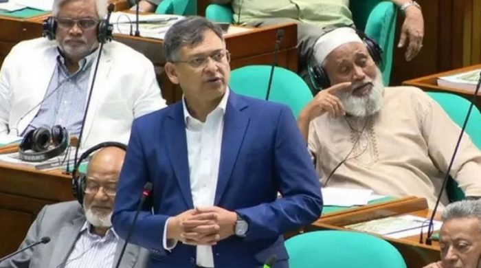 স্বরাষ্ট্রমন্ত্রী: ফ্যাসিবাদী আওয়ামী লীগ প্রতিরোধে ঐক্যবদ্ধ থাকার আহ্বান