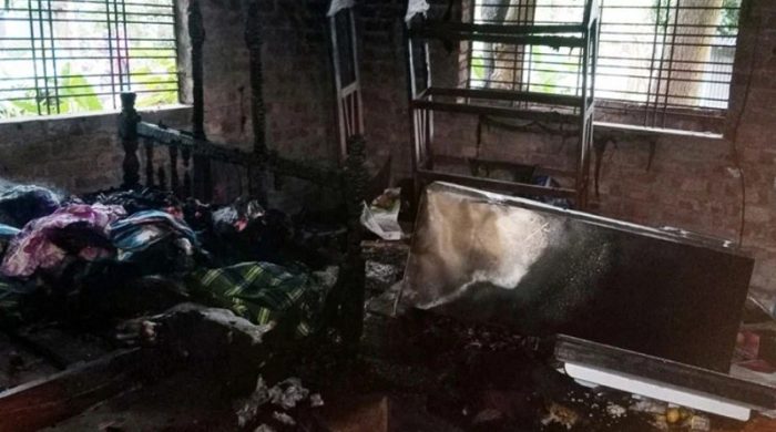 রাজশাহীতে সাবেক শিবির নেতাকে মারধর ও বাড়িতে অগ্নিসংযোগের ঘটনা