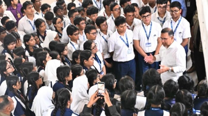 শিক্ষার্থীদের পরিবেশ রক্ষায় সহযোগিতা চাওয়ার আহ্বান প্রধানমন্ত্রীর