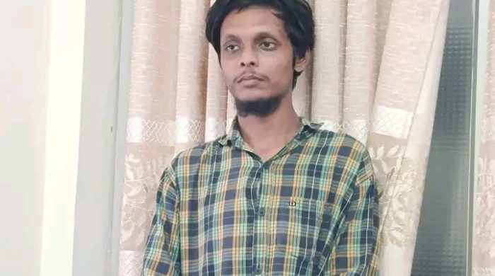 চট্টগ্রাম বিশ্ববিদ্যালয়ে ছাত্রলীগ সংশ্লিষ্টতার অভিযোগে শিক্ষার্থী থানায় সোপর্দ