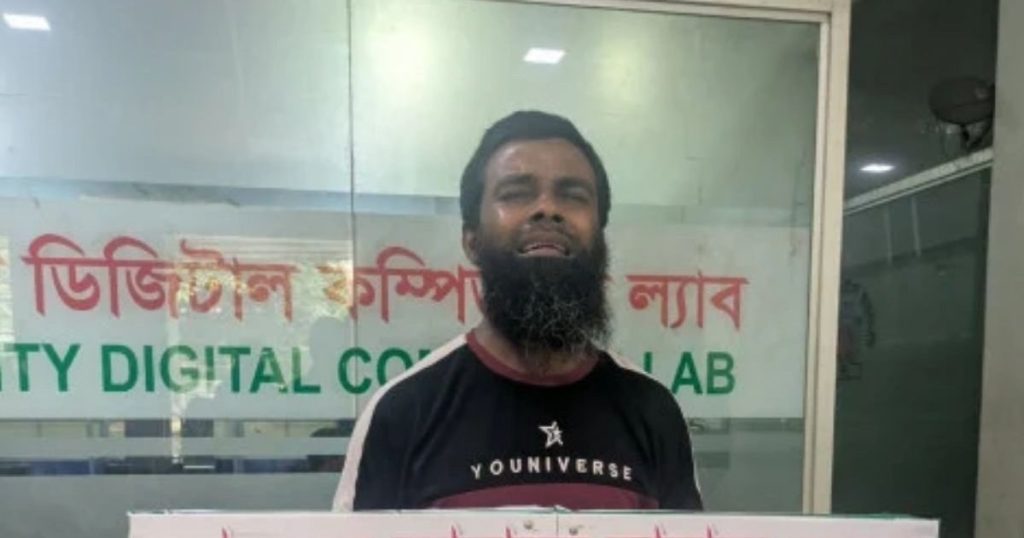 ঝিনাইদহের নিখোঁজ শিশুর পিতার কান্না, পুলিশকে কার্যকর পদক্ষেপের দাবি