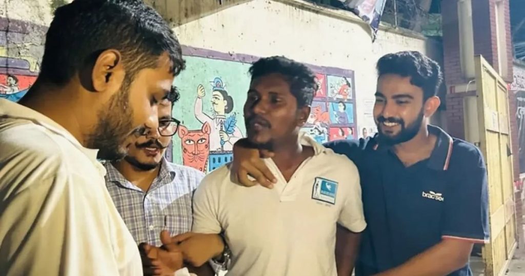 জগন্নাথ বিশ্ববিদ্যালয়ে নিষিদ্ধ ছাত্রলীগ নেতা আটক