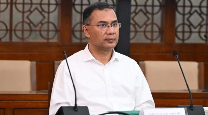 প্রধানমন্ত্রীর ক্ষোভ: ফার্নিচারসহ ব্যয়বহুল পণ্য আমদানিতে সতর্কতা