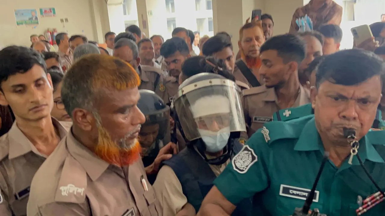 গাজী নজরুলের বিরুদ্ধে আত্মহত্যার প্ররোচনার মামলা, দাবি মিথ্যা